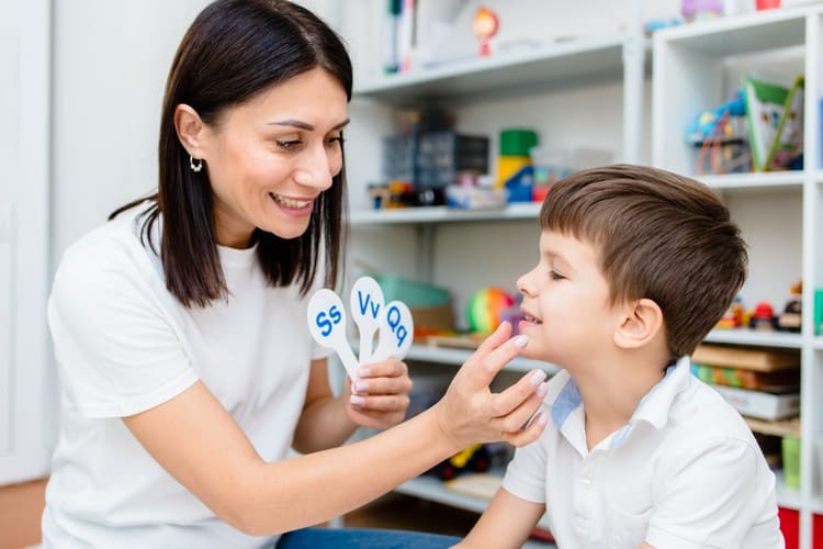 Fonoaudiologia ABA para TEA Fonoaudiologia ABA para TEA