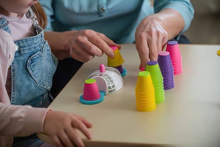 Sessões de Terapia Ocupacional para Tratar um Autista em Casa Sessões de Terapia Ocupacional para Tratar um Autista em Casa