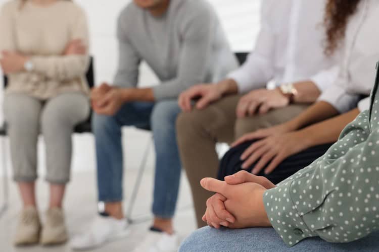 O que é terapia em grupo, como funciona e benefícios O que é terapia em grupo, como funciona e benefícios